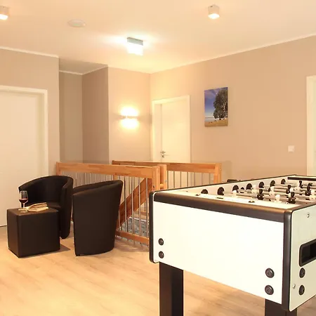Prázdninový dům Thormarcon Am Plauer See, 17 Gaeste, Sauna Malchow (Mecklenburg-Vorpommern)