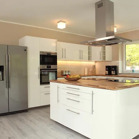 Prázdninový dům Thormarcon Am Plauer See, 17 Gaeste, Sauna Malchow (Mecklenburg-Vorpommern)